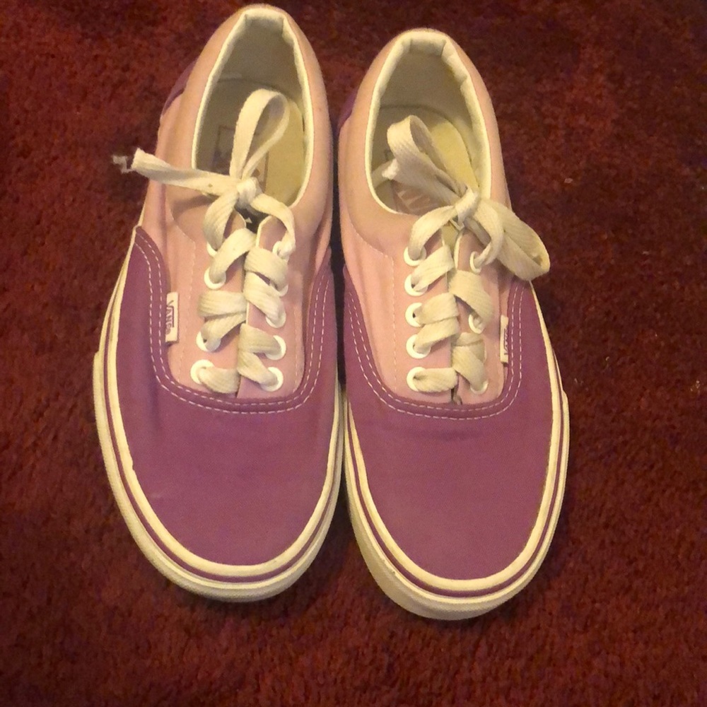Shoes women US 8 MEN 6.5